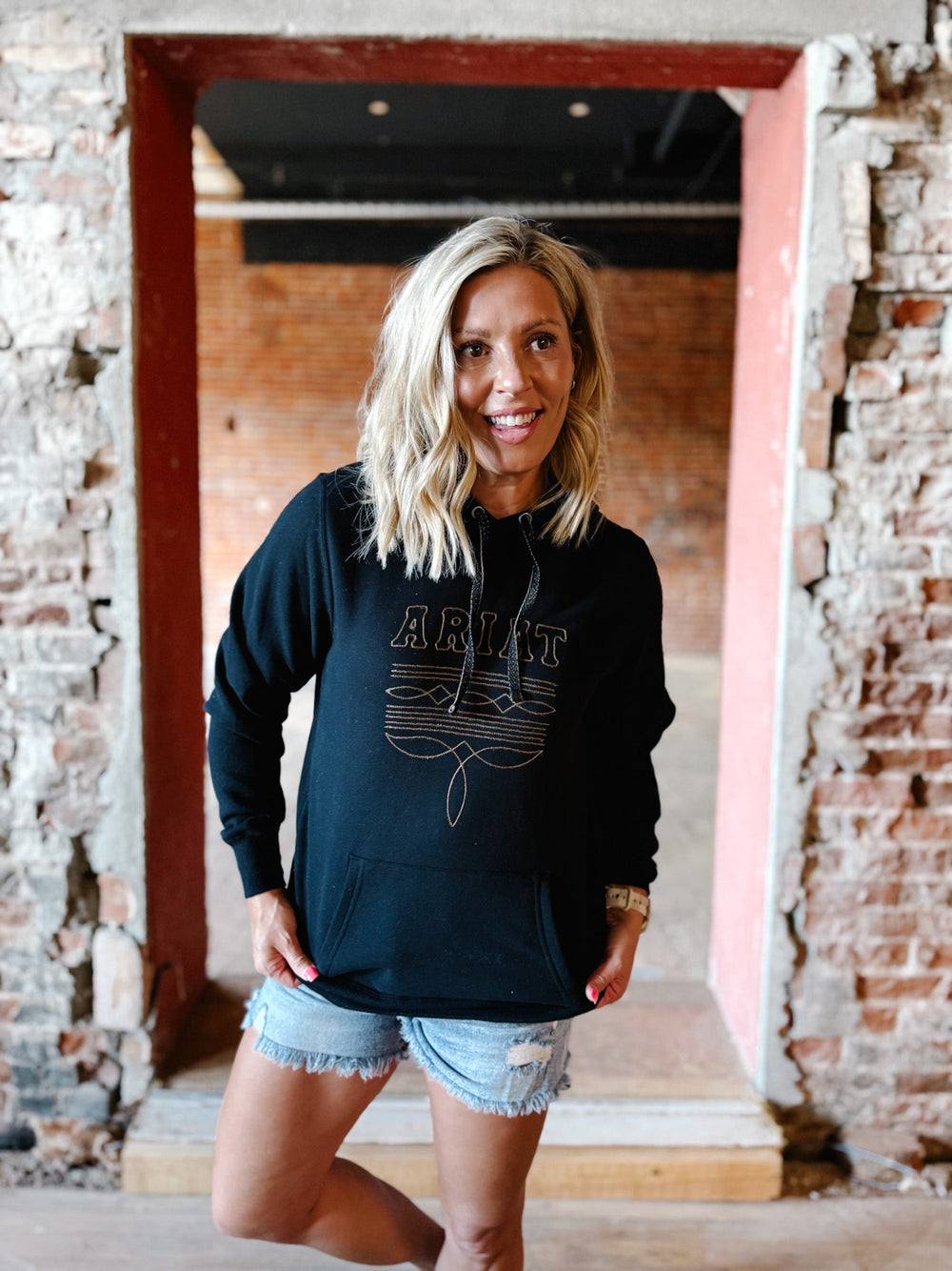 Ariat Booted Logo Hoodie, Black