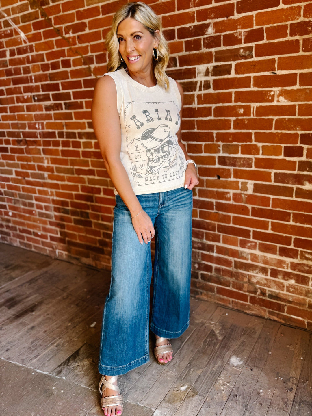 Ariat Wanted Skull Cowboy Tank, Summer Sand