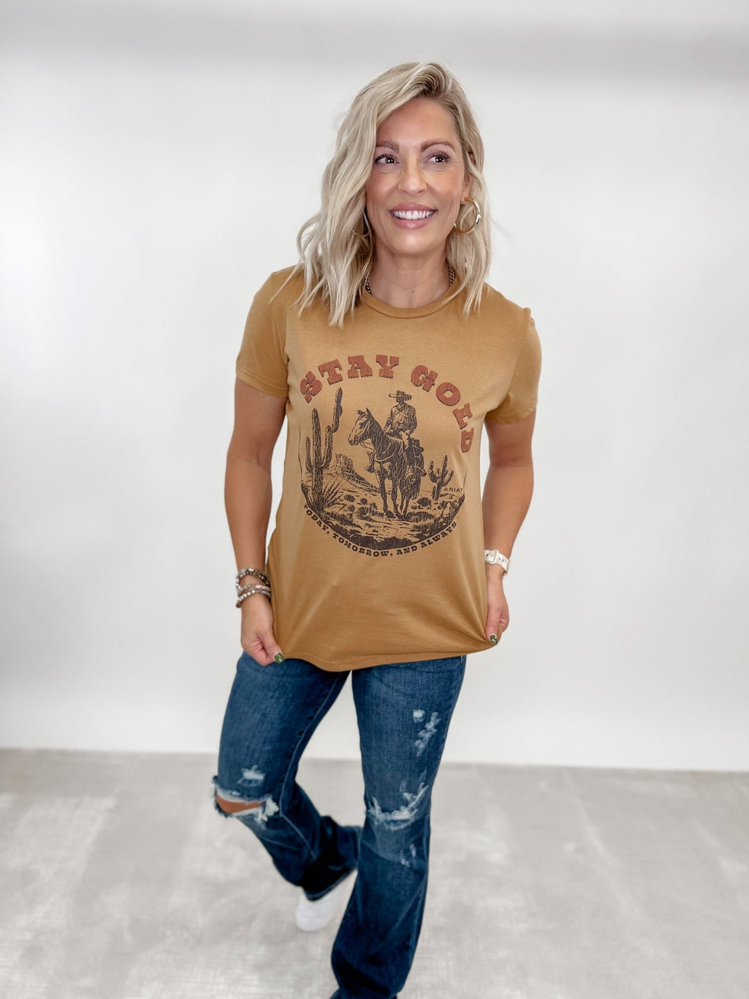 Ariat Womens Stay Gold Boyfriend Fit T-Shirt, Harvest Gold