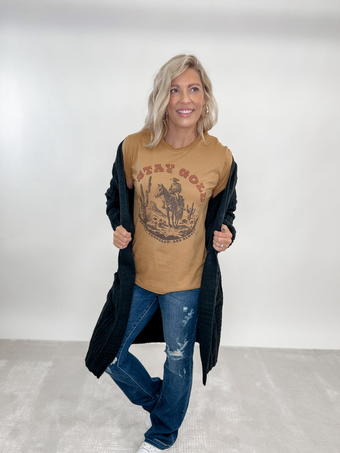 Ariat Womens Stay Gold Boyfriend Fit T-Shirt, Harvest Gold