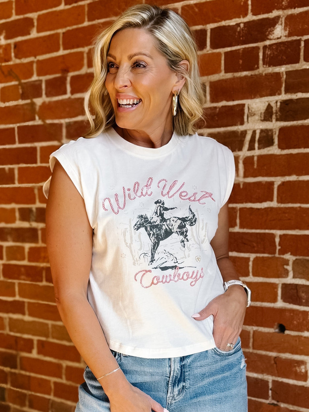 Ariat  Wild West Cropped Sleeveless Tee, Sea Salt