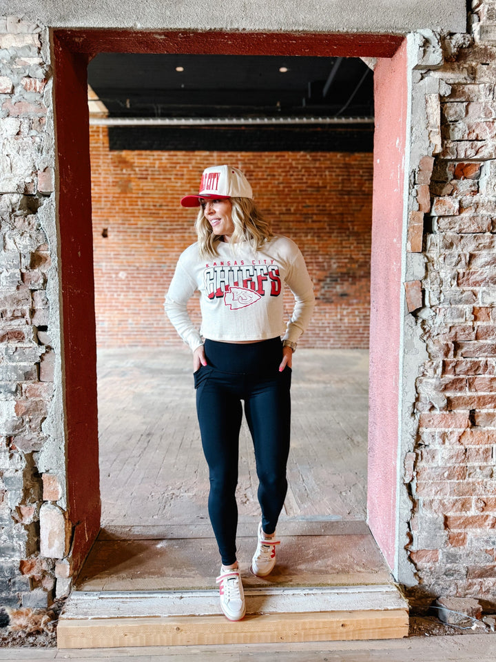 Chiefs Slant Crop Thermal, Oatmeal