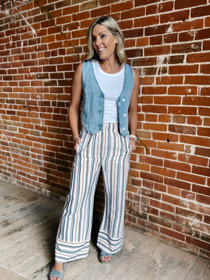 Denim Daze Vest, Light Wash