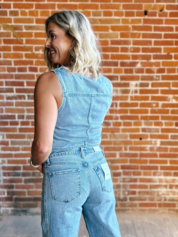 Denim Daze Vest, Light Wash