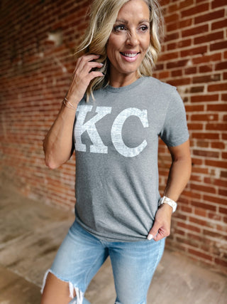 Distressed KC Crewneck Graphic Tee, Deep Heather