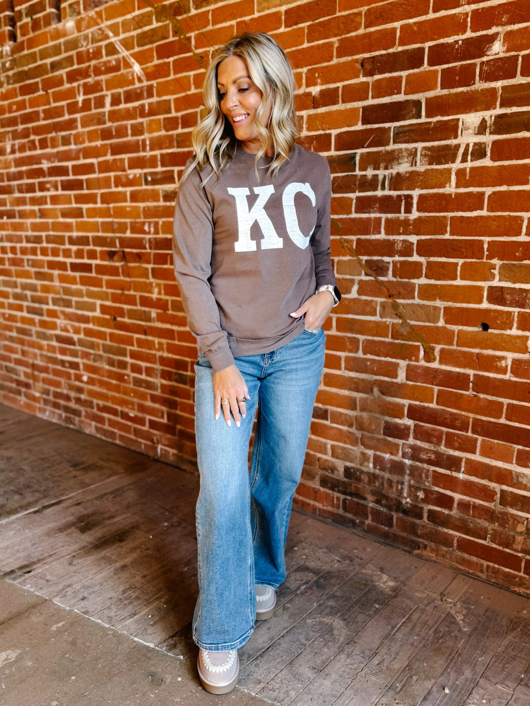 Distressed KC Crewneck Long Sleeve Tee, Espresso
