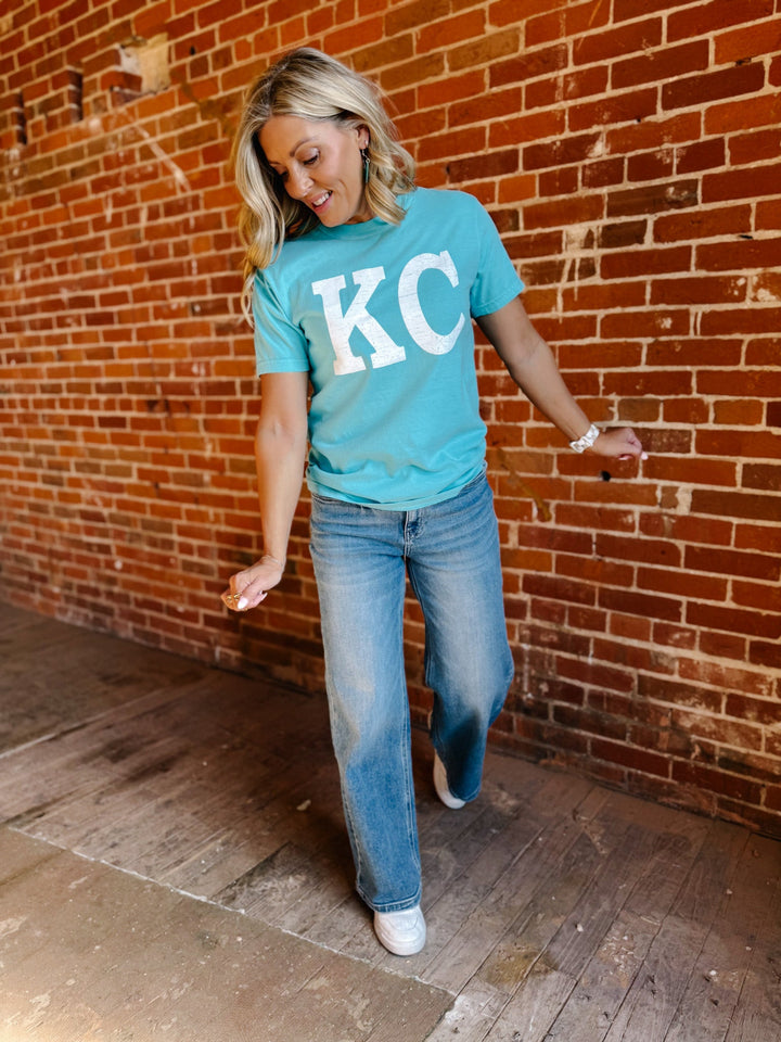 Distressed KC Crewneck Short Sleeve Tee, Lagoon