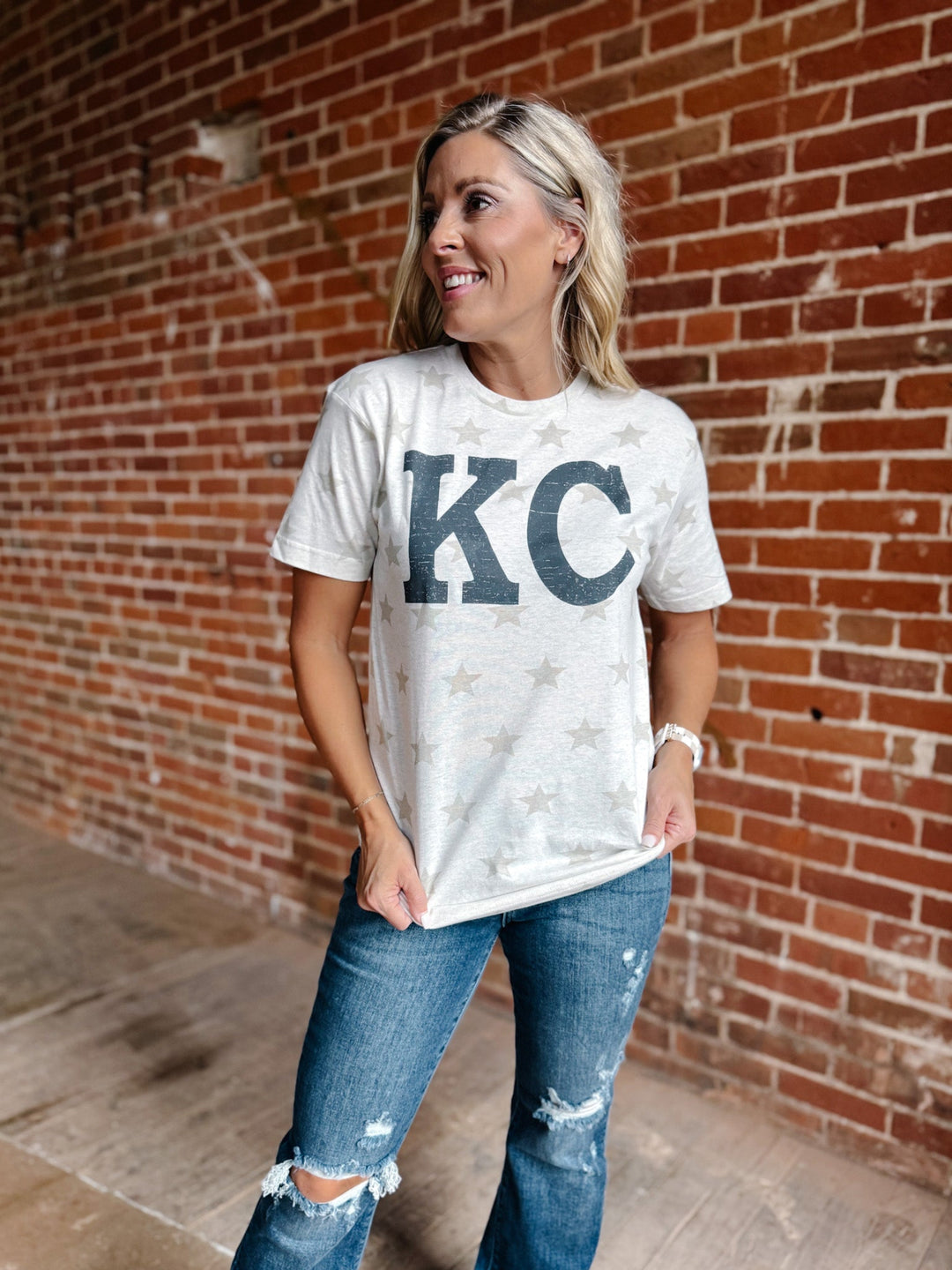 Distressed KC Star Print Graphic Tee, Natural Heather
