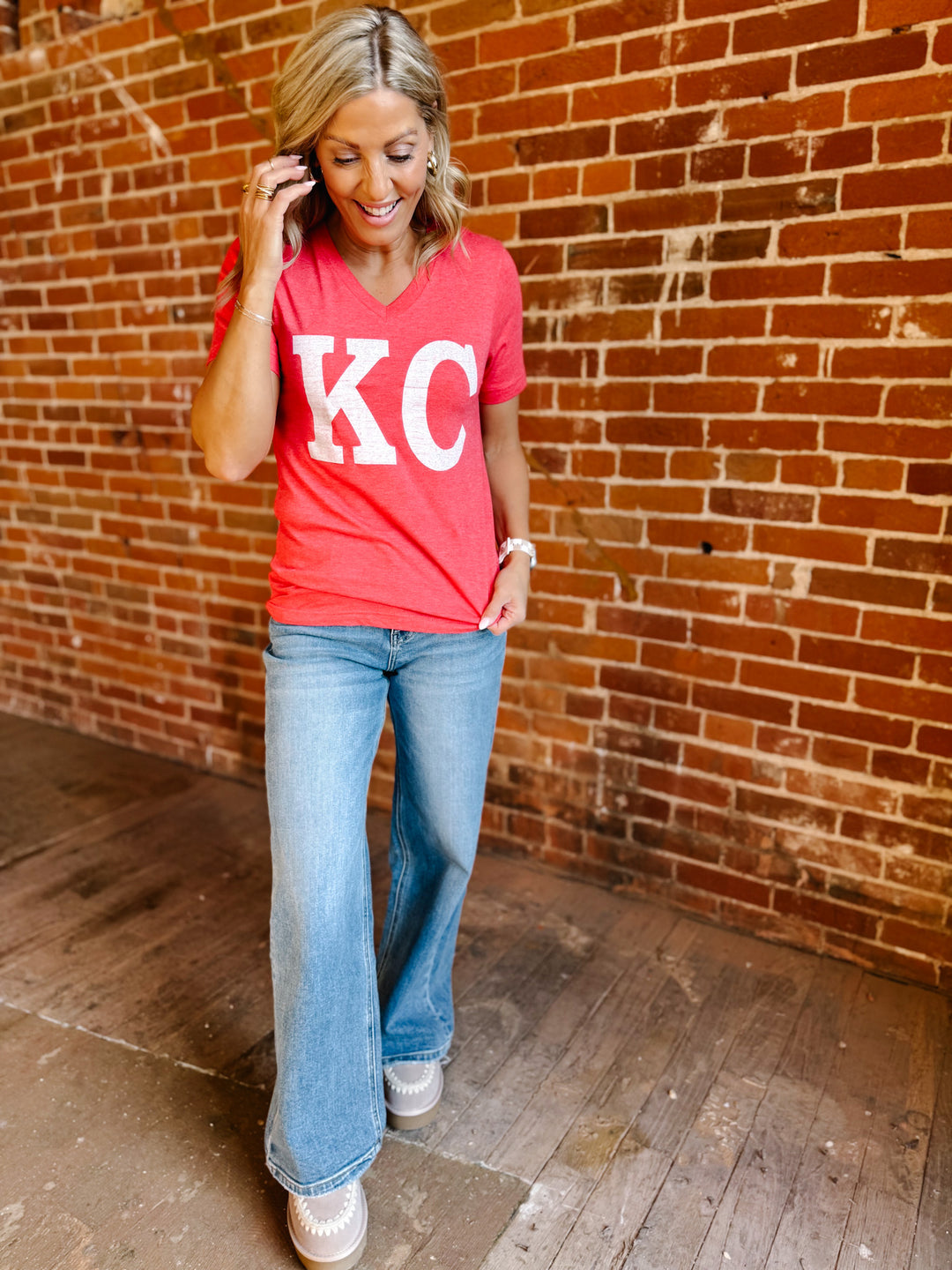 Distressed KC V-Neck Graphic Tee, Heather Red
