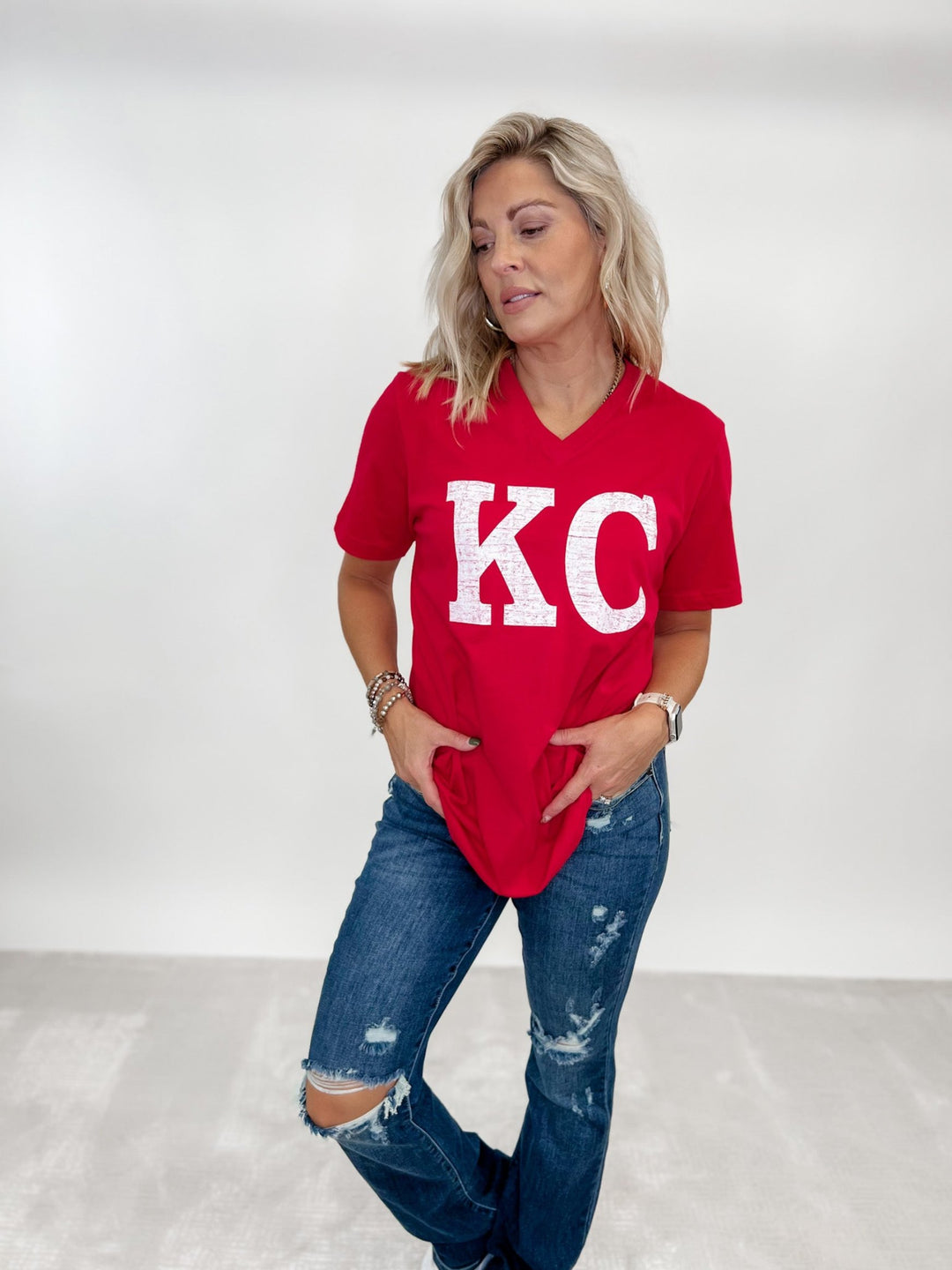 Distressed KC V-Neck Graphic Tee, Red