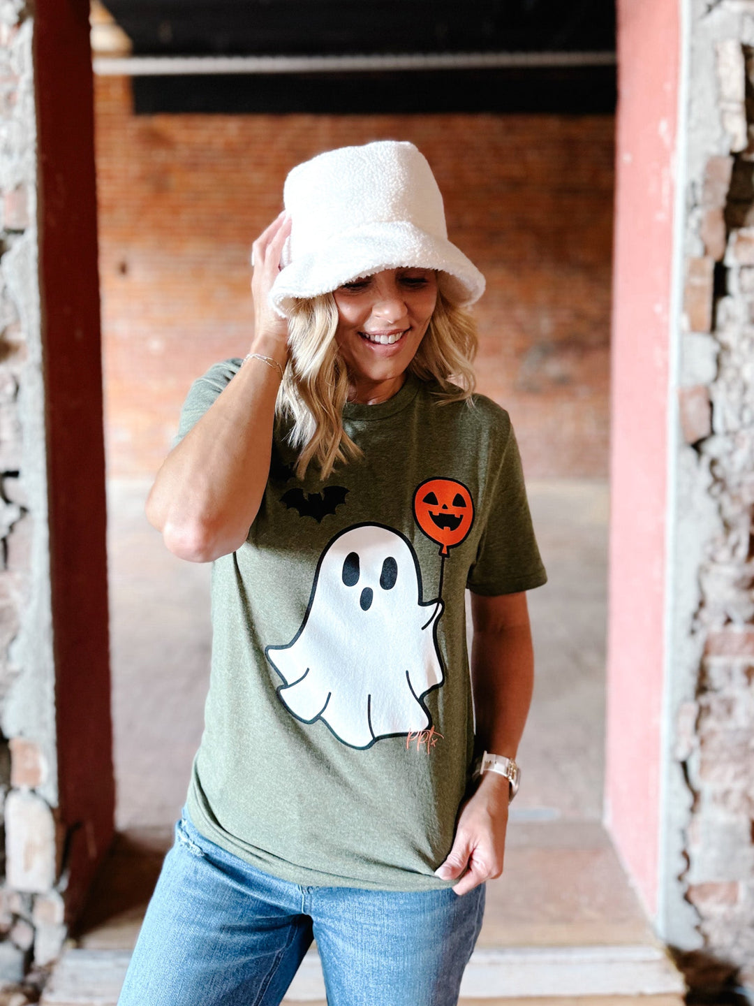 Ghost Balloon Graphic Tee, Olive