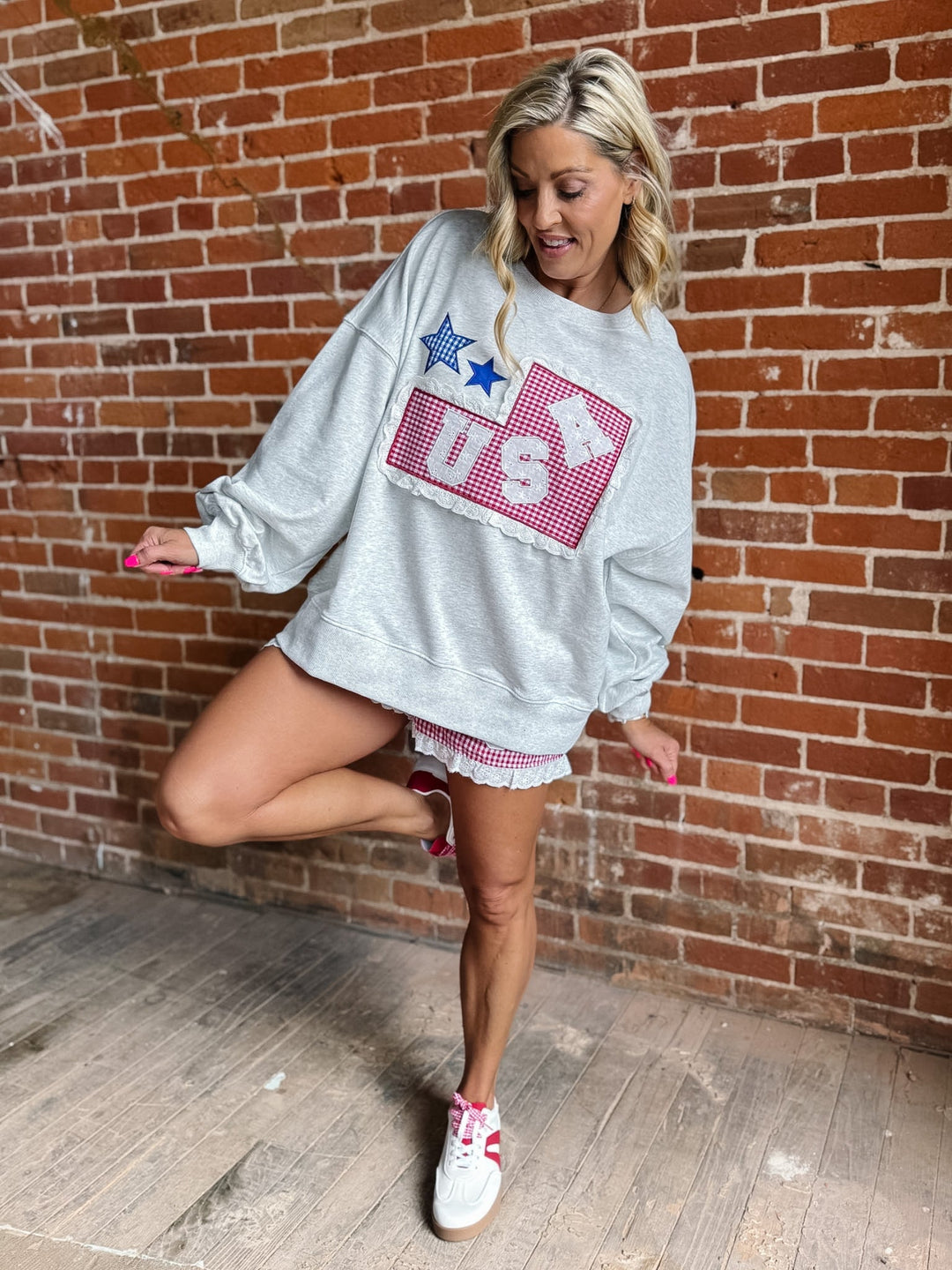 Gingham Charm USA Sweatshirt, Heather Grey