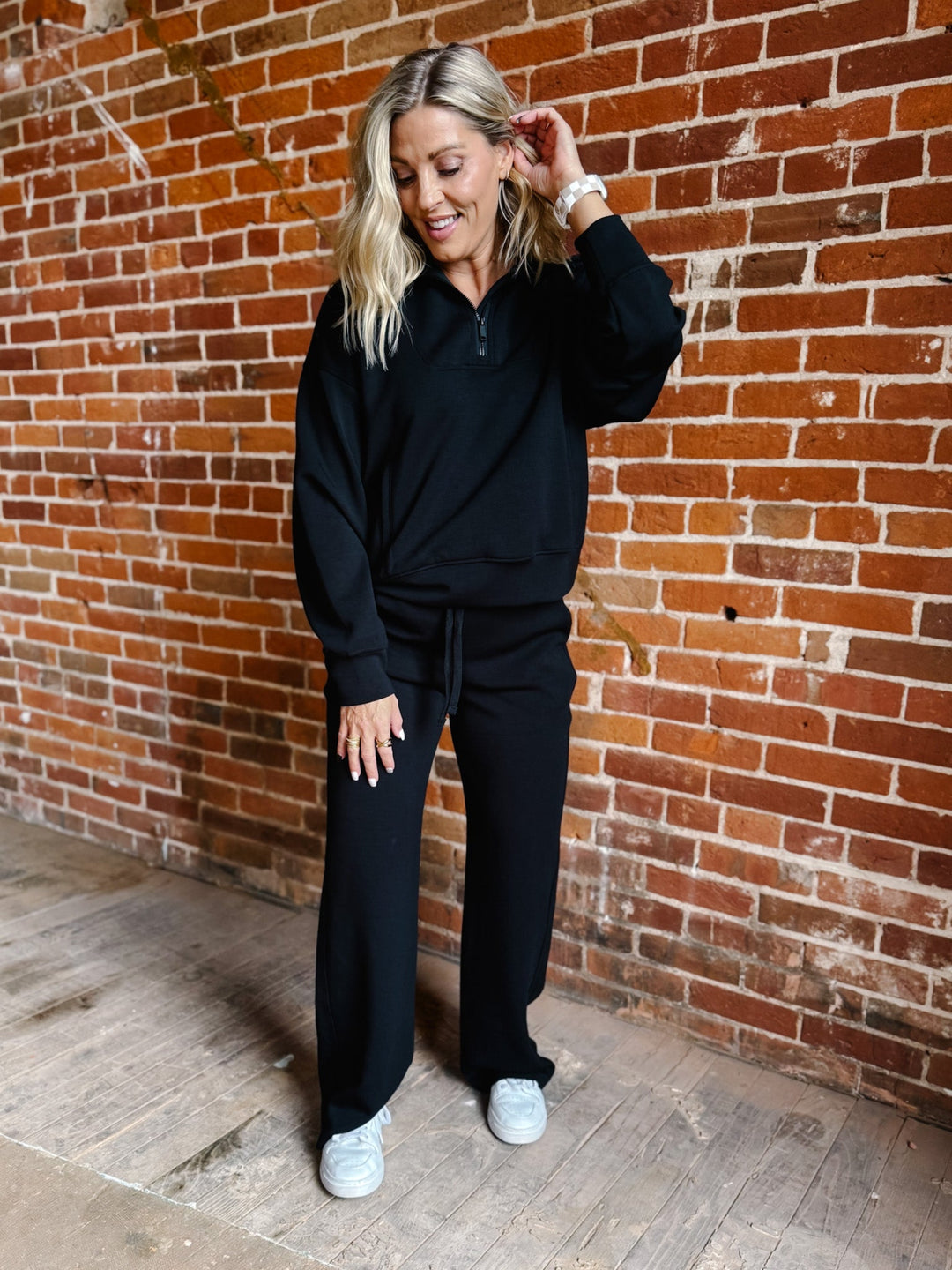 Halo Quarter Zip Pullover, Black