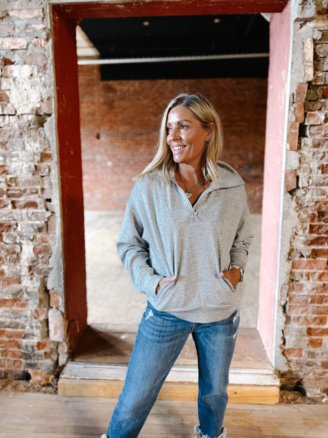 Halo Quarter Zip Pullover, Heather Grey