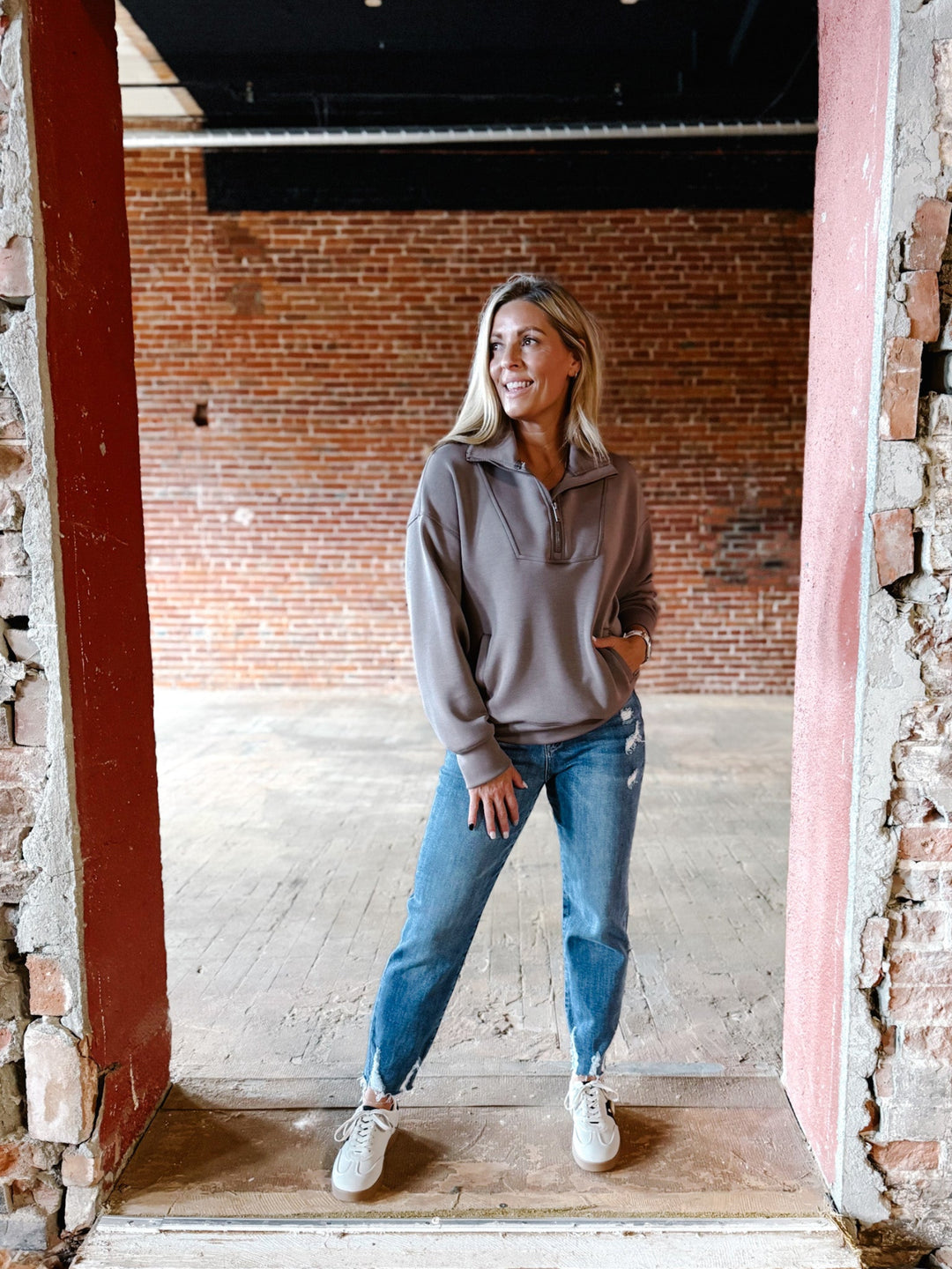 Halo Quarter Zip Pullover, Mocha