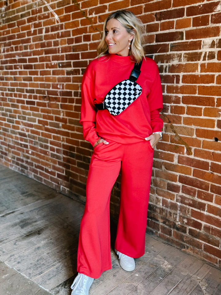 I Feel Good Scuba Pullover, Red