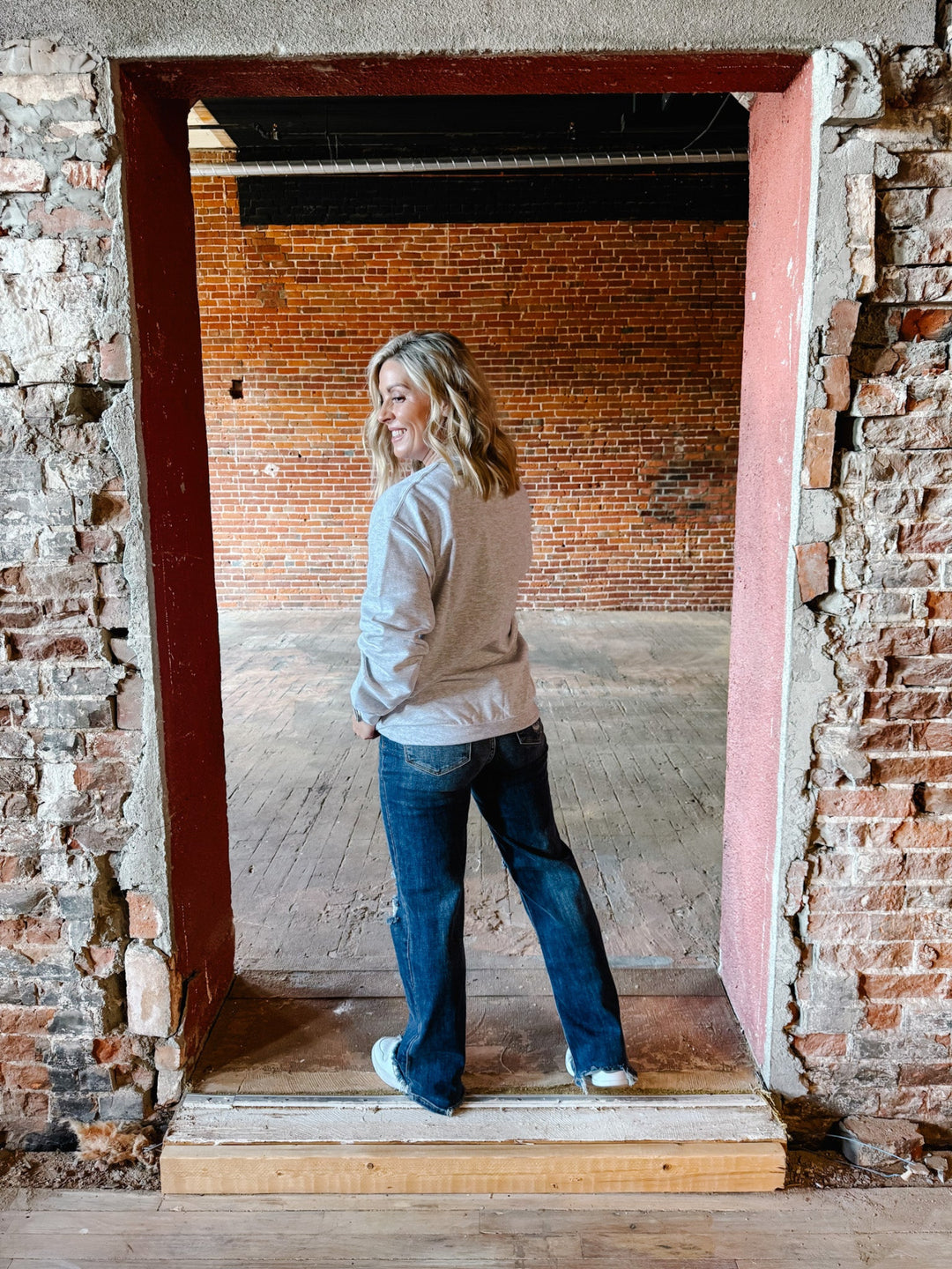 KC Glitter Bow Sweatshirt, Heather Grey