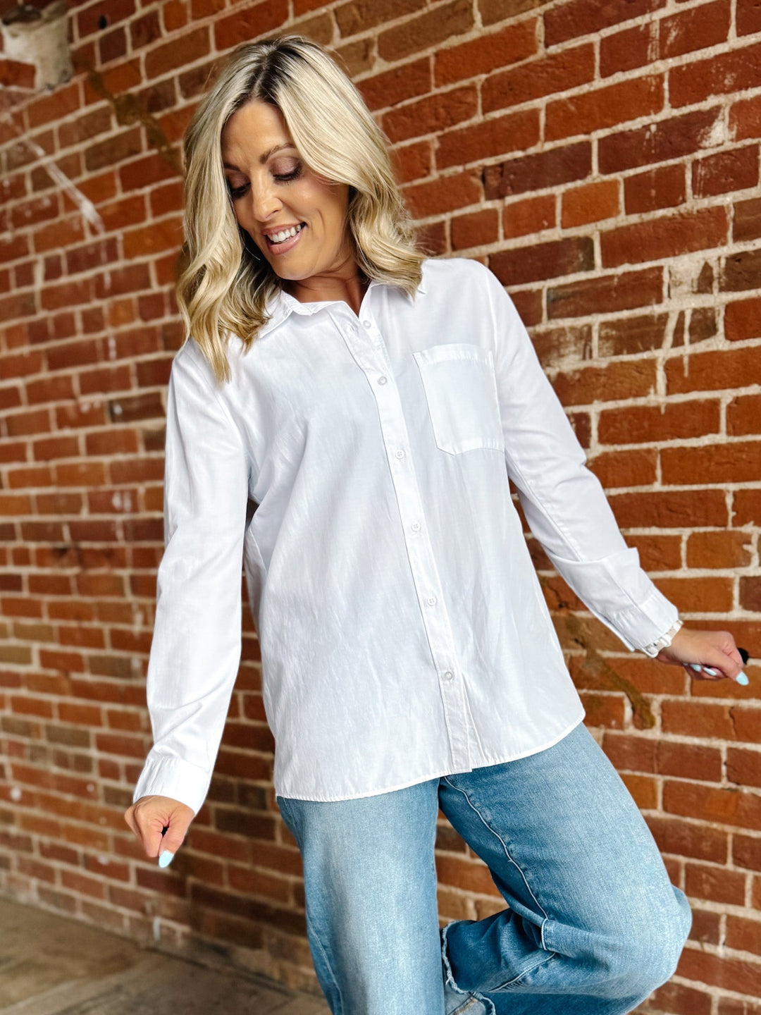 Kaia Classic Button Up, Off White