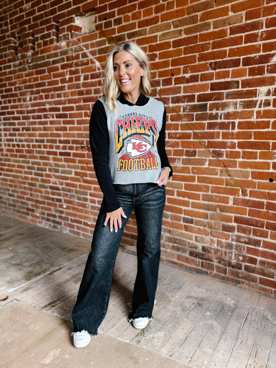 Kansas City Chiefs Block Crop Hoodie, Black