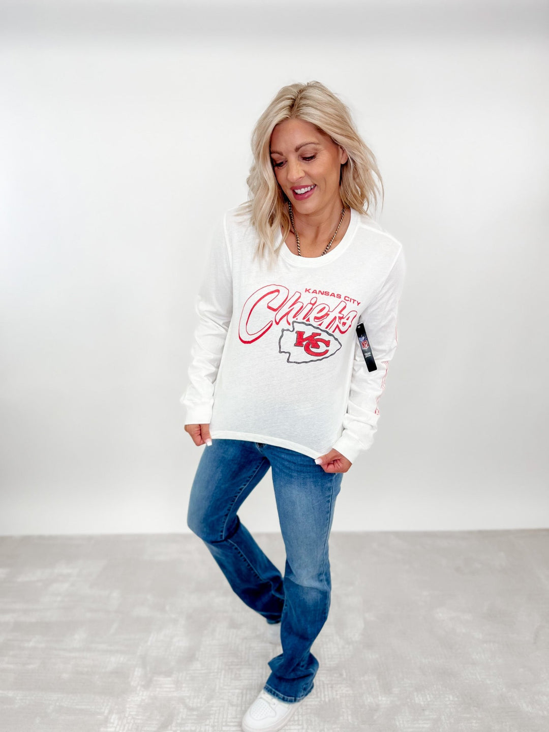 Kansas City Chiefs Touchdown Long Sleeve Cropped Tee, White