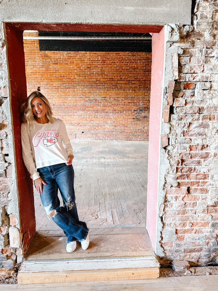 Kansas City Chiefs Touchdown Long Sleeve Cropped Tee, White