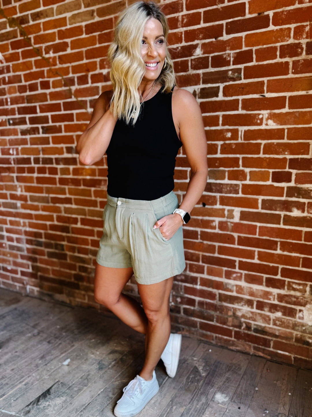 Laira High Rise Shorts, Dried Sage