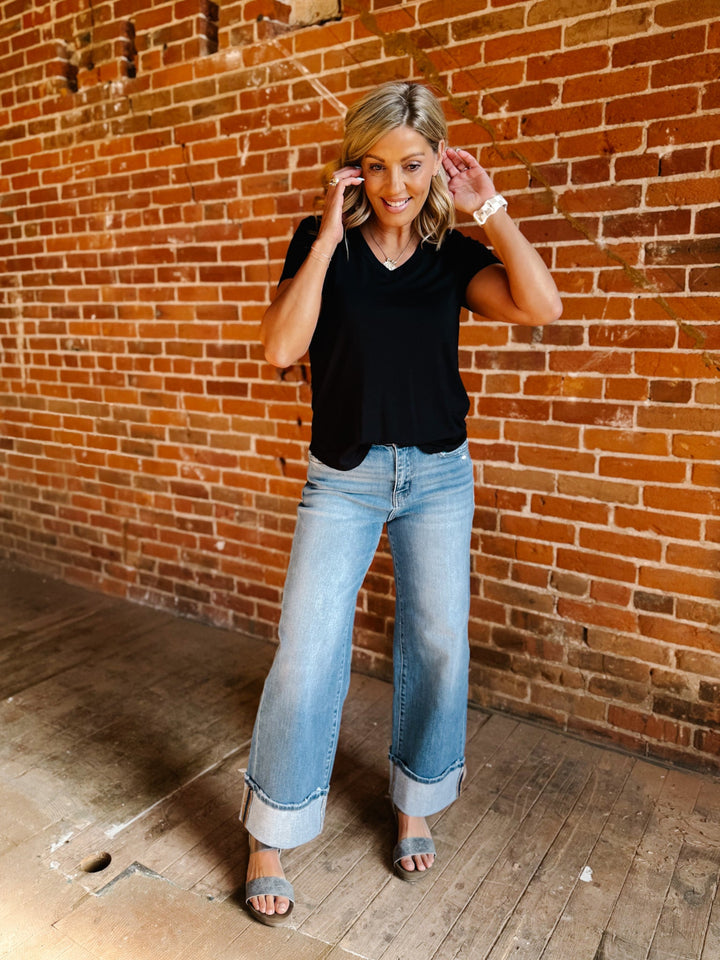 Lanelle V-Neck Tee, Black