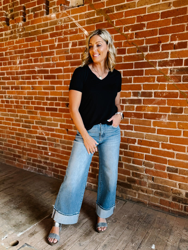 Lanelle V-Neck Tee, Black