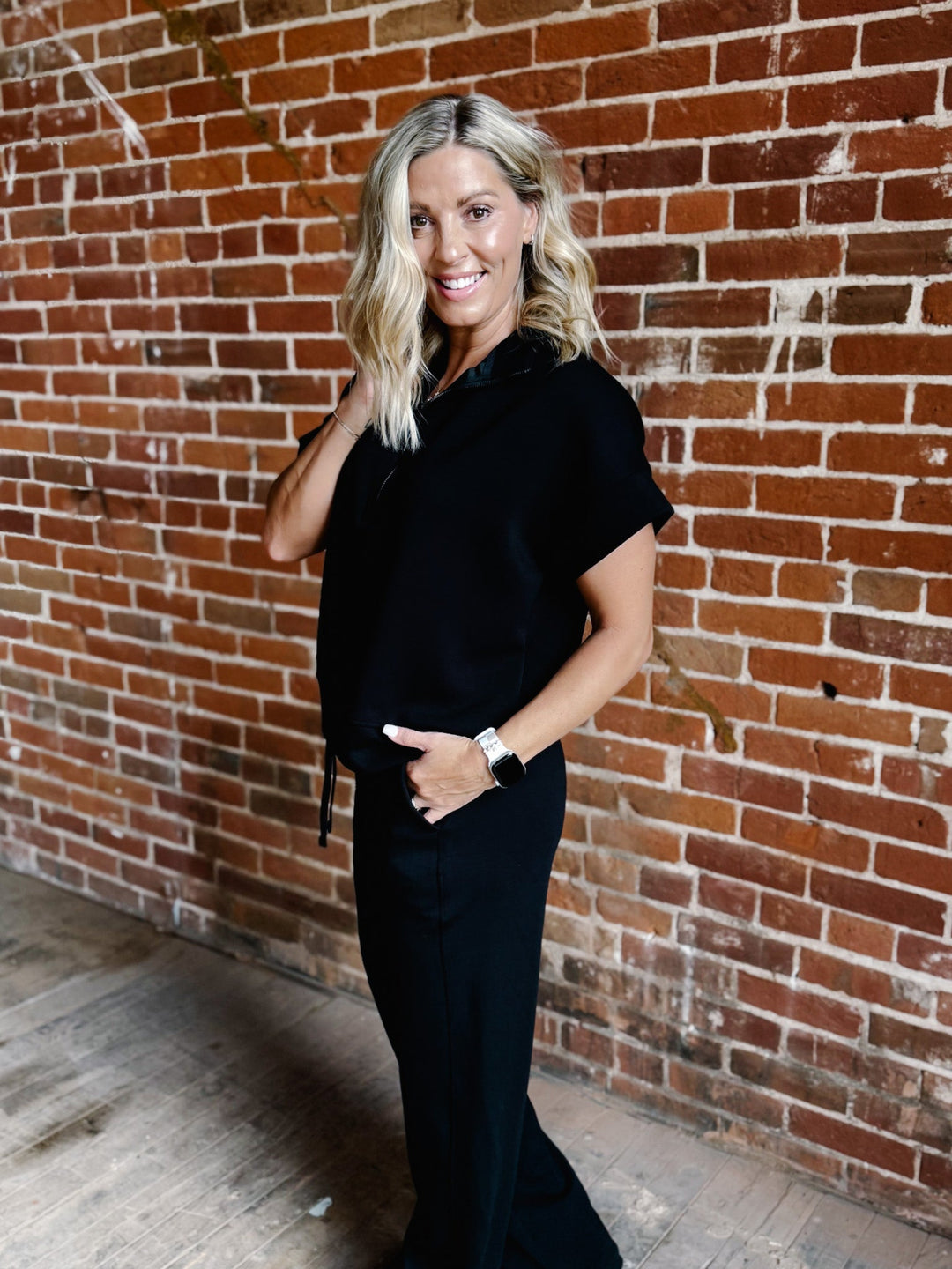 Luxe Breeze Scuba Top, Black