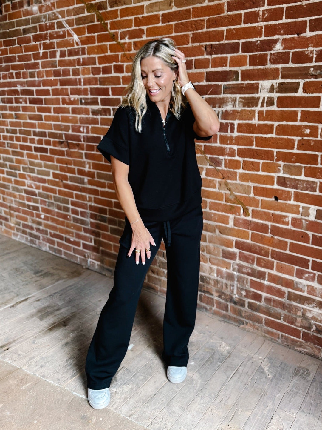 Luxe Breeze Scuba Top, Black