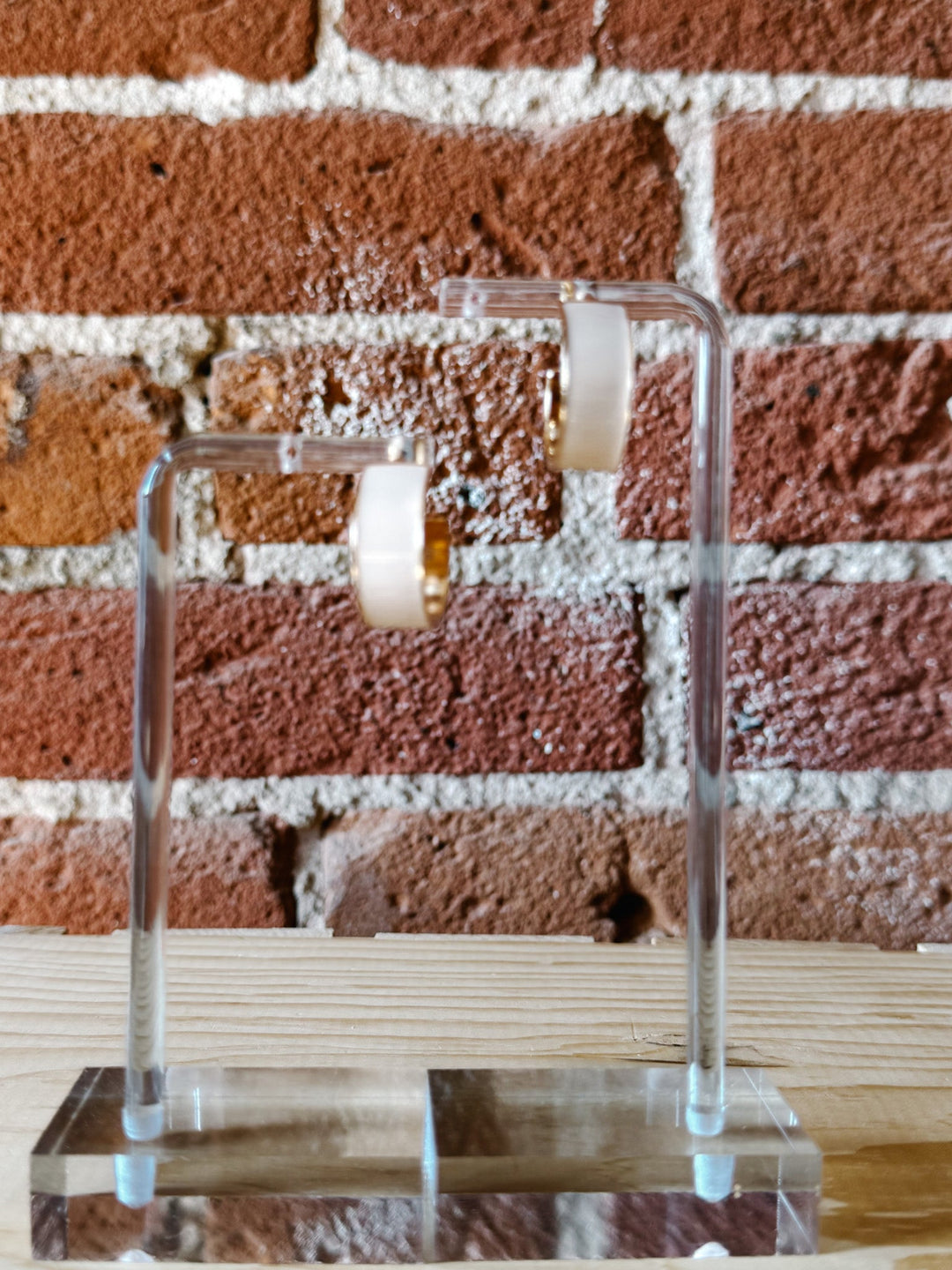 Madelynn Earrings, Beige