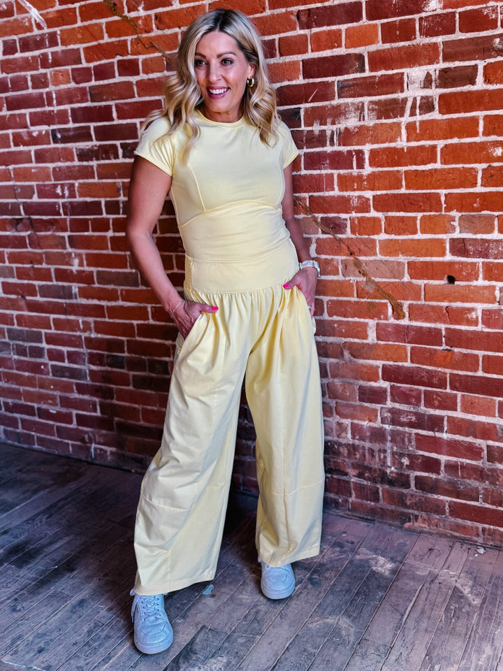Mineral Motion Cropped Tee, Butter Yellow