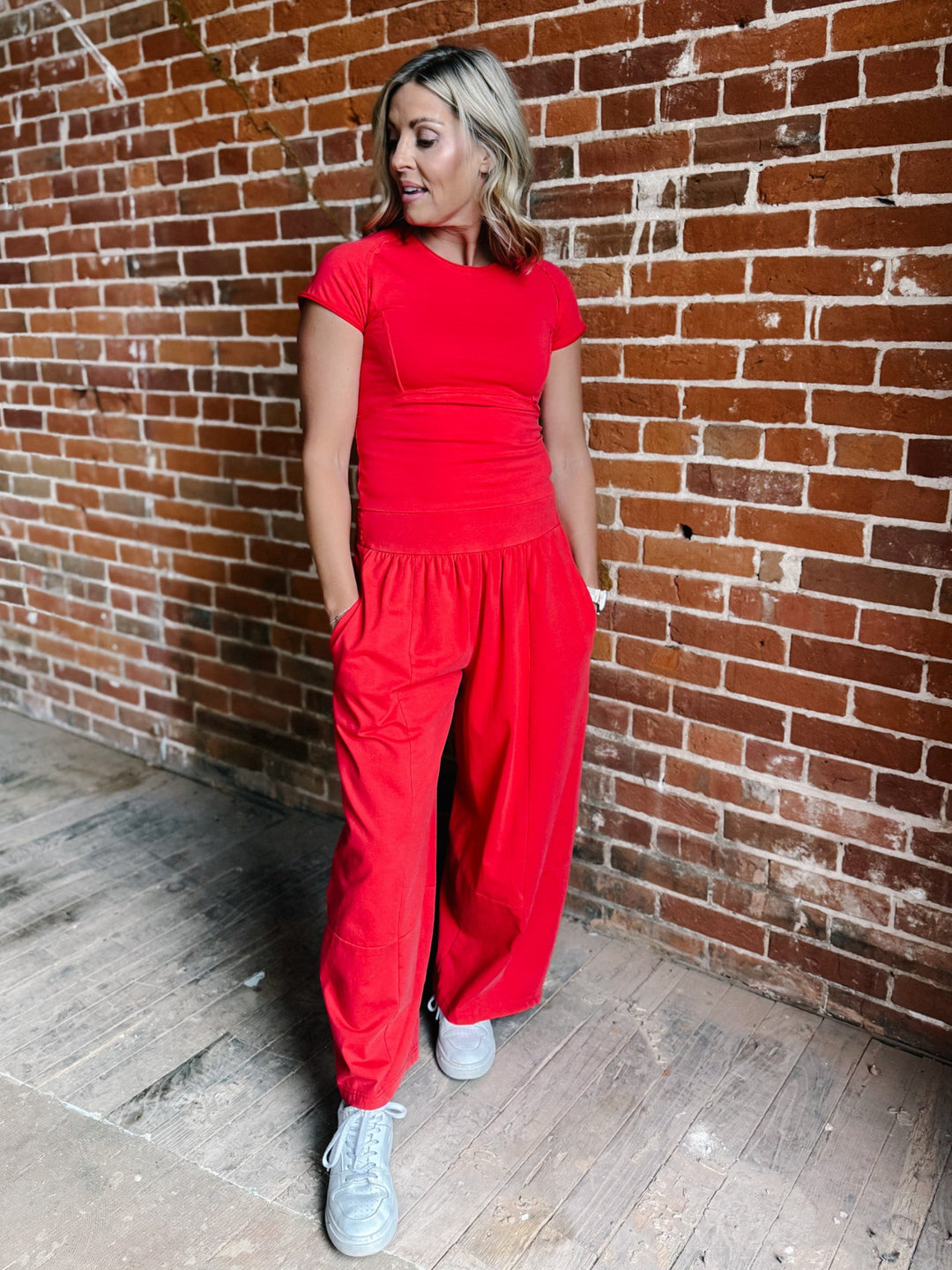 Mineral Motion Cropped Tee, Red