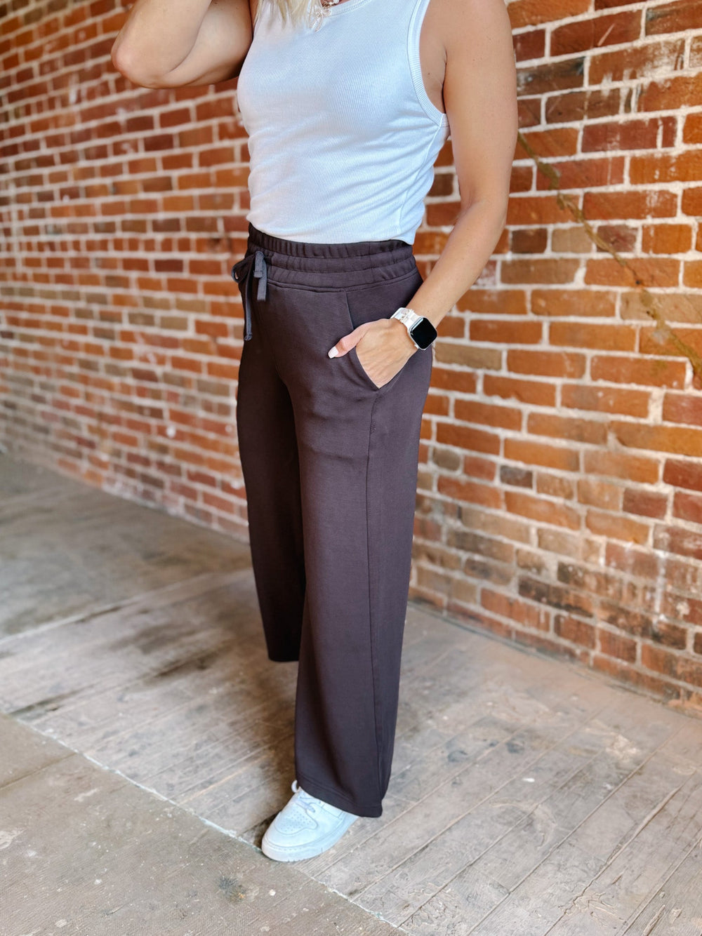 Off Duty Chic Cropped Pant, Espresso