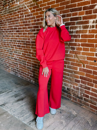 Off Duty Chic Cropped Pant, Red