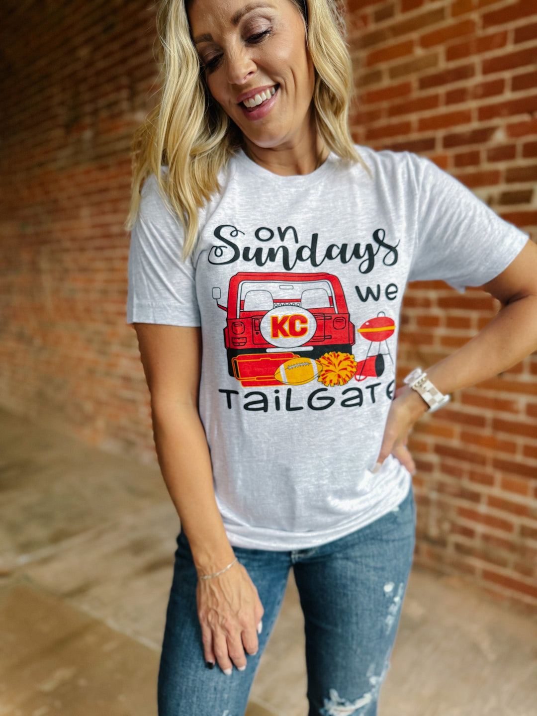 On Sundays We Tailgate Graphic Tee, Ash Grey