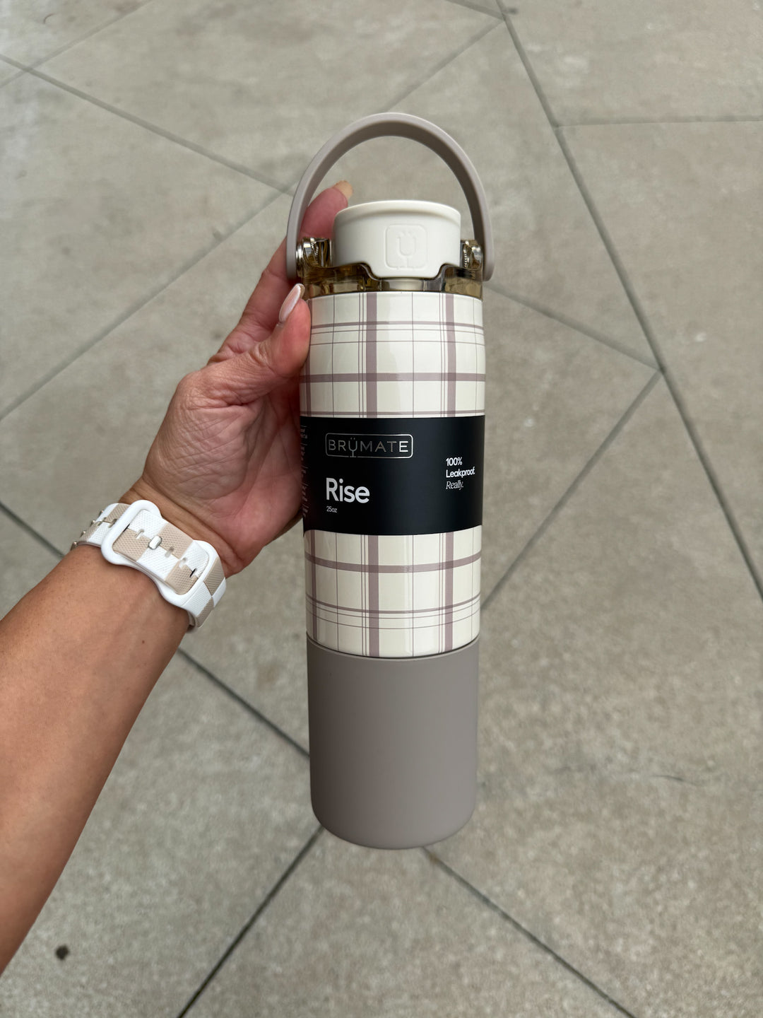 Rise 25oz Bottle by Brumate