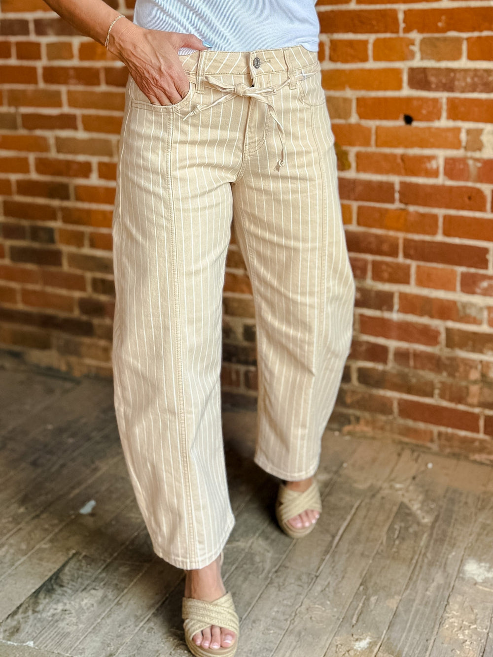 Relaxed Lines High Rise Striped Barrel Jeans, TanIvory