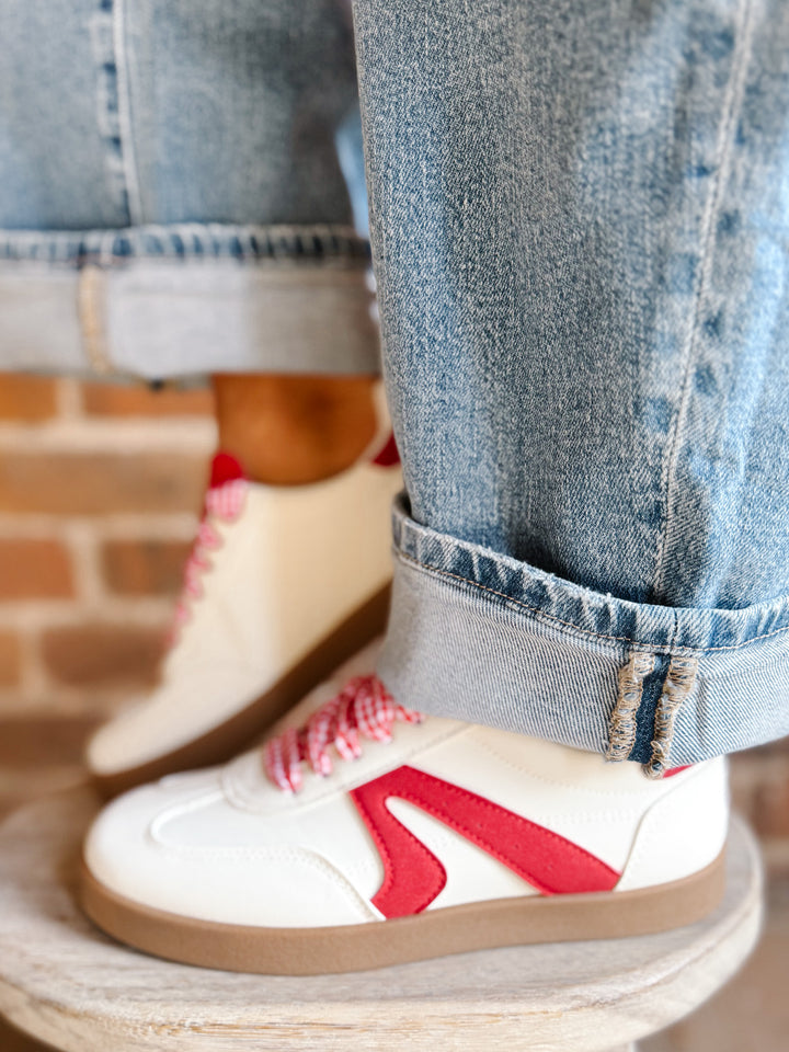 Retro 2 Sneaker, White/Red