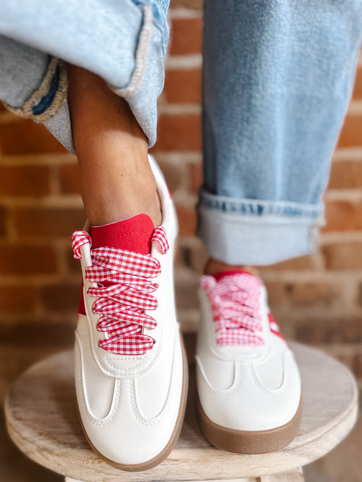 Retro 2 Sneaker, White/Red