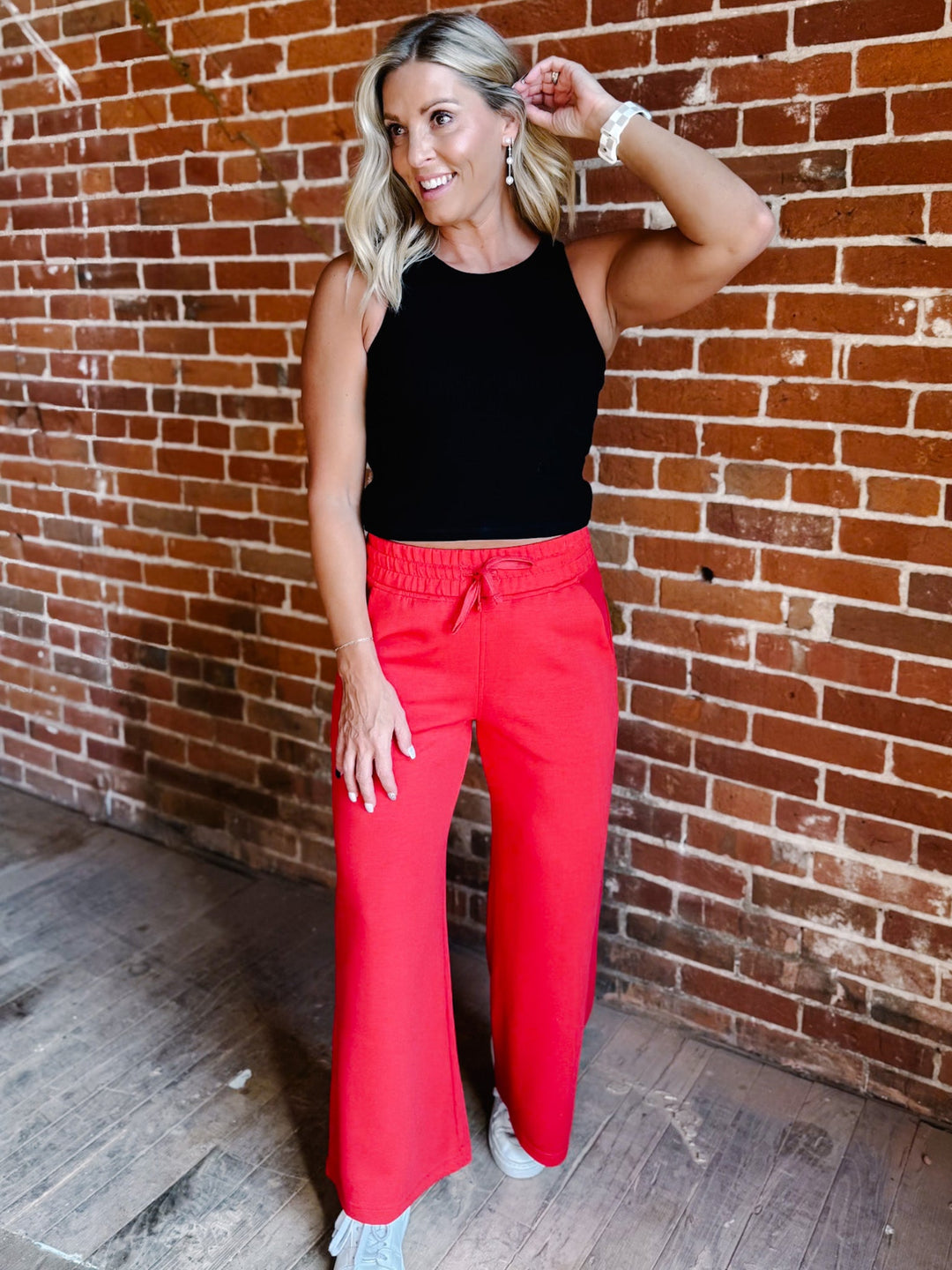 Say So Ribbed Cropped Tank with Bra Insert, Black