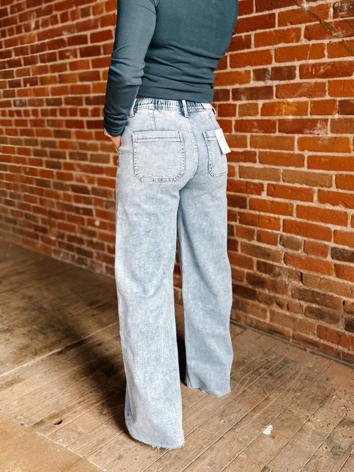 Skylar High Rise Wide Leg Jeans, Light Wash
