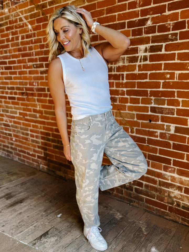 Soft Recon Camo Barrel Jeans