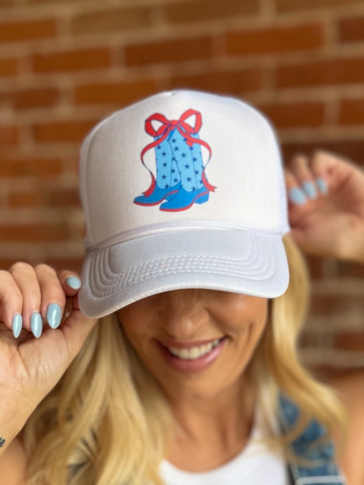 Star Print Boots with Bows Trucker Hat, White