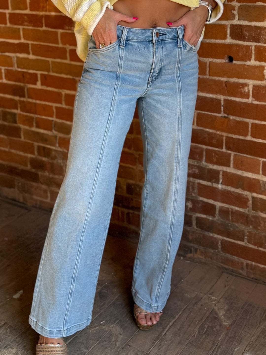 Straight to the Point Wide Leg Jeans, Light Wash