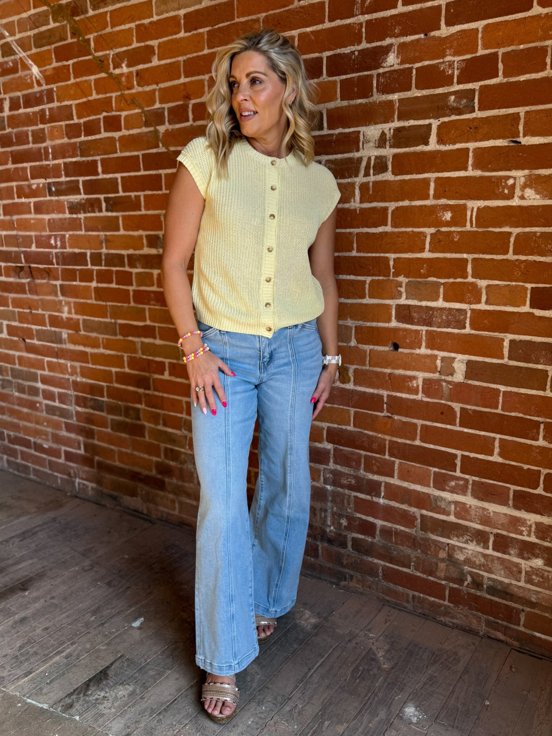 Straight to the Point Wide Leg Jeans, Light Wash