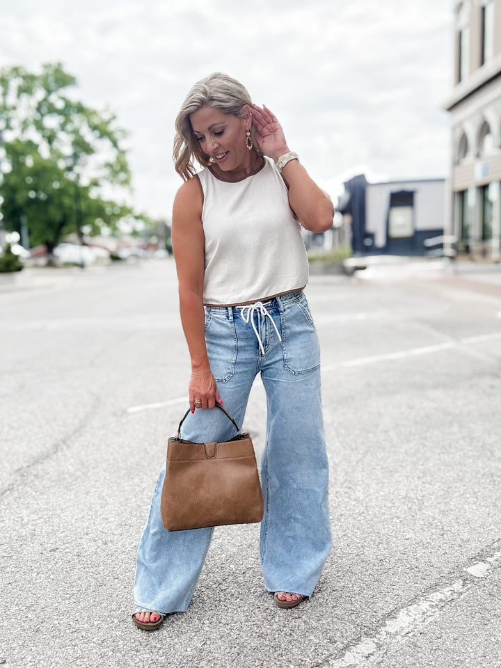 Tati Satchel, Taupe