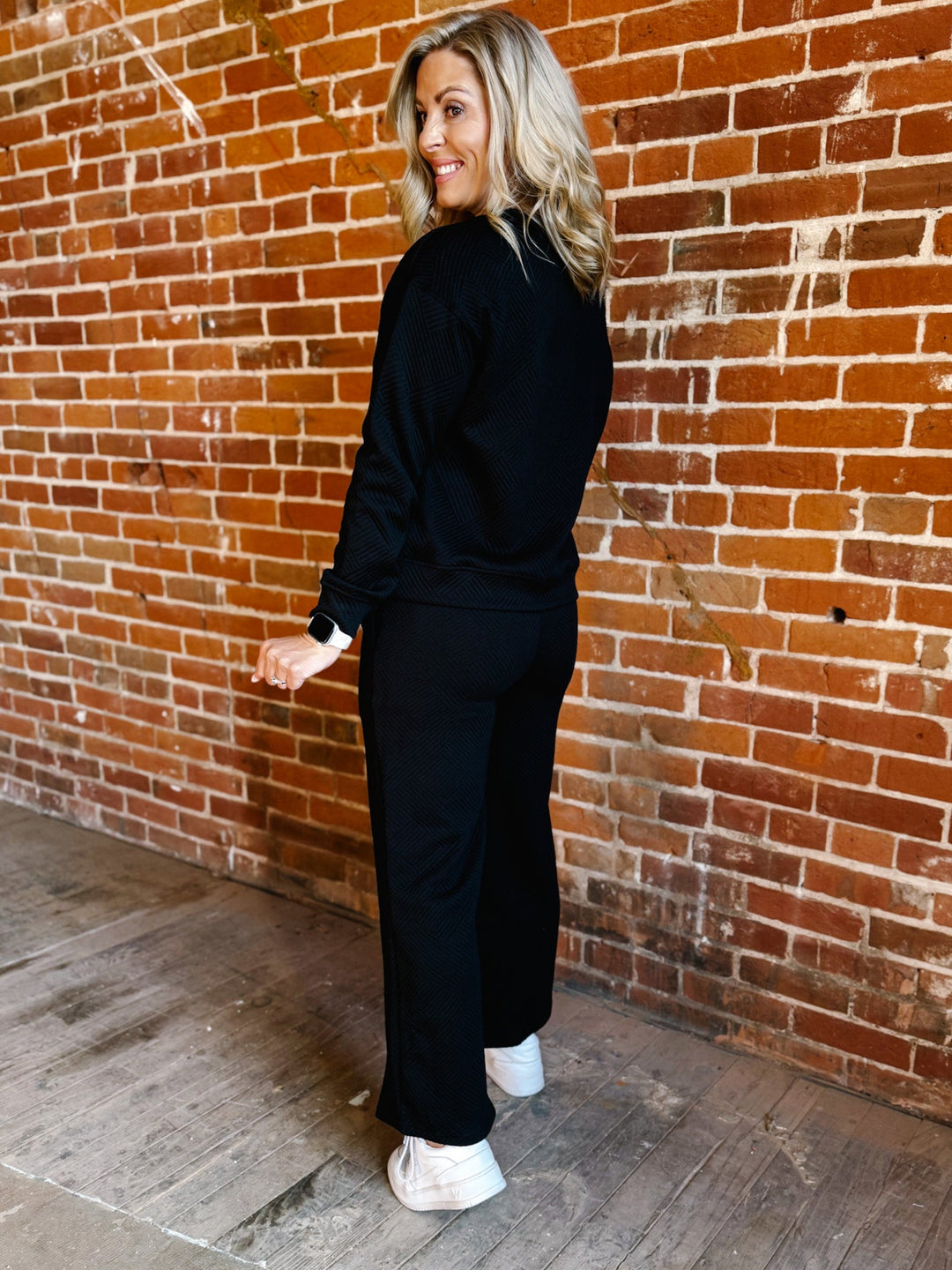 The Easy Days Set, Black