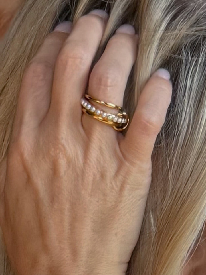 The Selena Ring, Gold