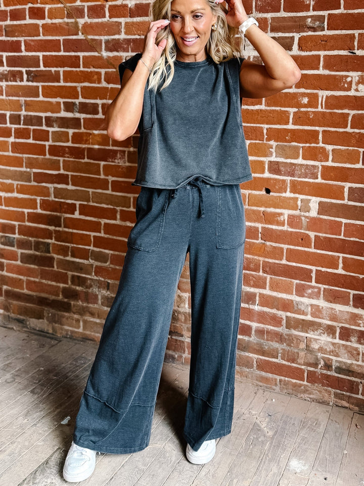 Vintage Ease Mineral Wash Cropped Pants, Black